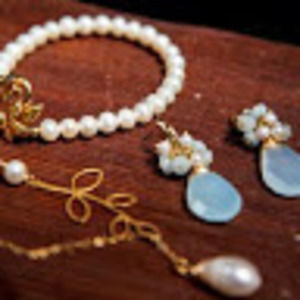 Meet your Posher, Debra